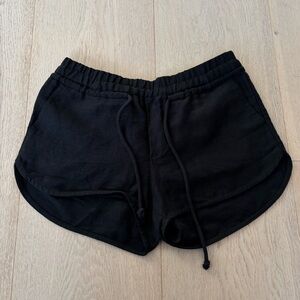 Aritzia Wilfred Free Habitus Linen Shorts